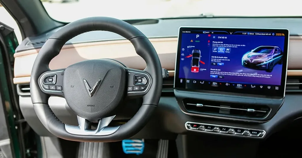 Chạy thử SUV điện “quốc dân” nhà VinFast: Rộng như xe hạng C và càng chạy càng “đã”