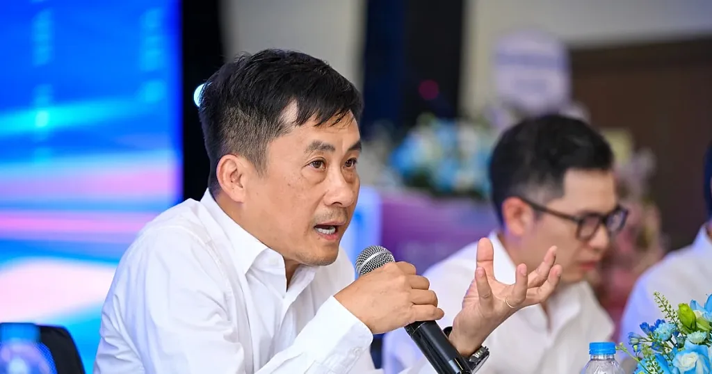 Chuyển động đáng chú ý tại Elcom: Chủ tịch góp vốn bằng cổ phiếu, nhóm cổ đông liên quan nâng sở hữu