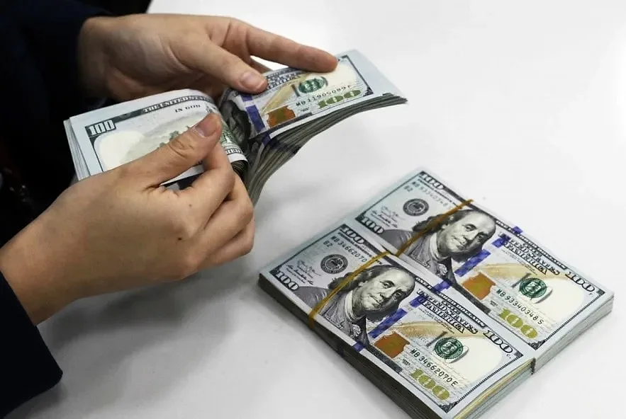 usd 21