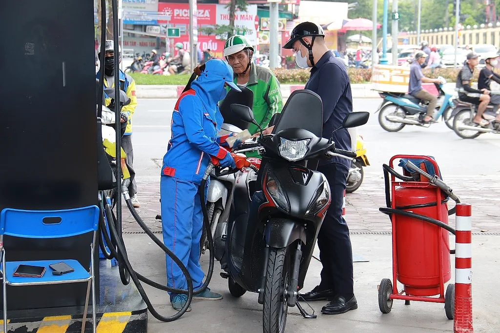 Giá xăng dầu ngày 21/5/2026: Thế giới tiếp tục giảm