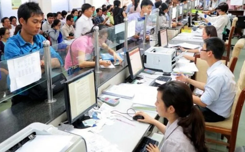 Nghỉ việc do sắp xếp bộ máy, đi làm lại có phải trả lại trợ cấp? — Bộ Nội vụ — Ninh Bình