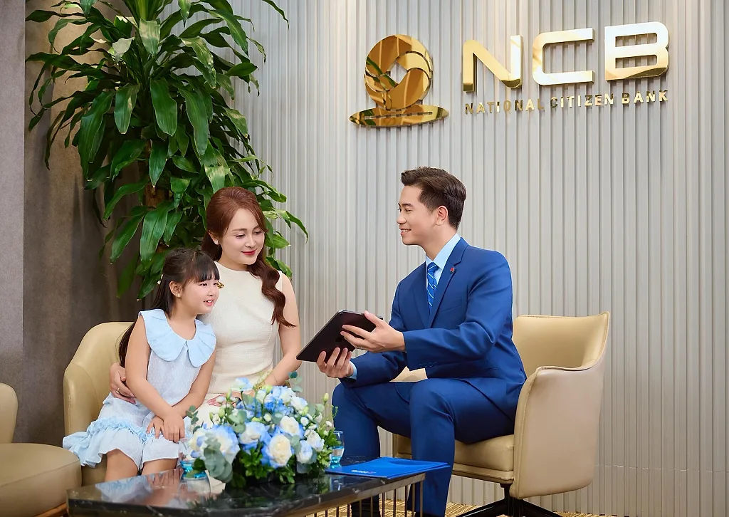 Lãnh đạo ngân hàng mạnh tay mua cổ phiếu trong các đợt tăng vốn lớn