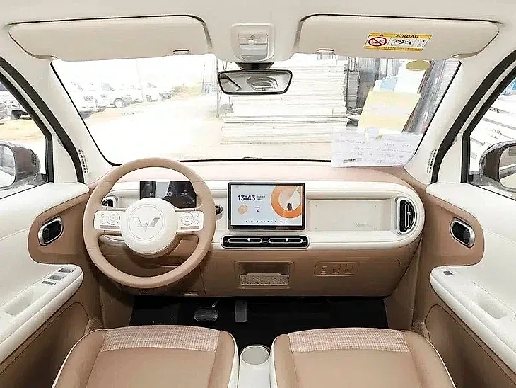 Mẫu xe điện giá hơn 160 triệu được nâng cấp mạnh: Đi hơn 300km/lần sạc, lần đầu có sạc nhanh