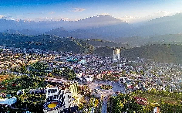 Lào Cai đặt mục tiêu giai đoạn 2026 – 2030 tăng trưởng đạt 11%/năm trở lên