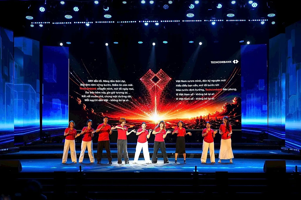 4-techcombank.jpg