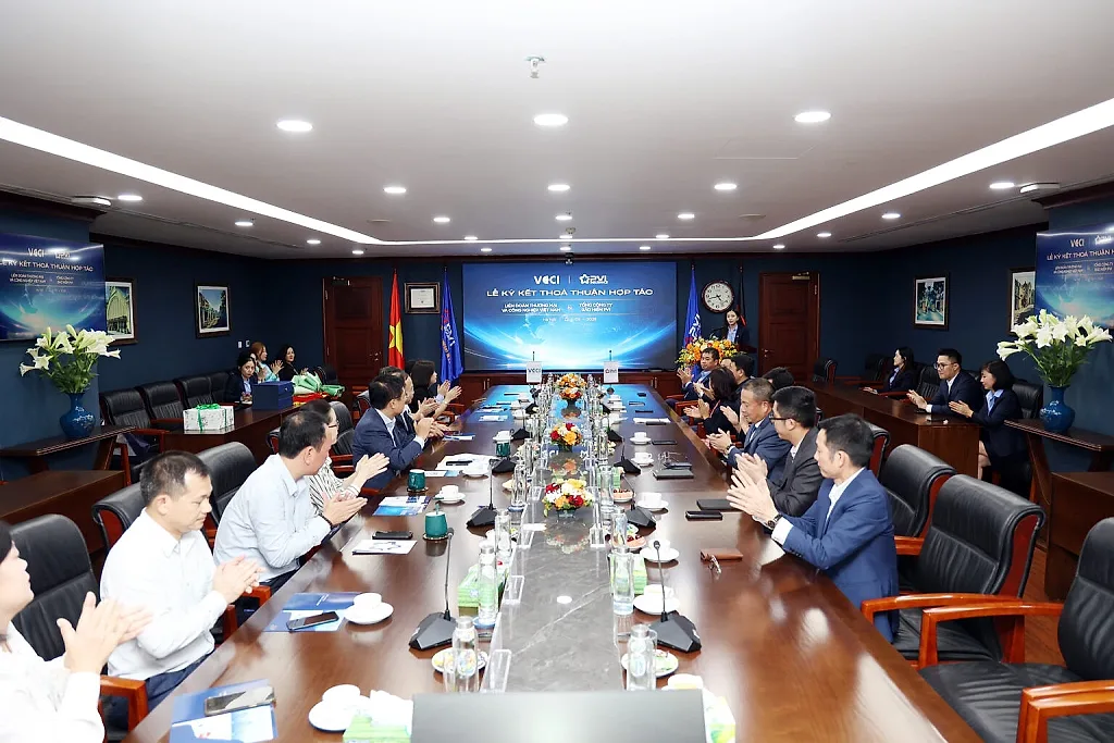 VCCI và bảo hiểm PVI thiết lập hợp tác toàn diện