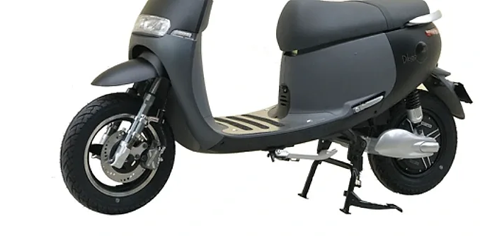 Xe điện giá dưới 20 triệu đồng gây chú ý: Thiết kế bo tròn trẻ trung, đi tới 80km/lần sạc
