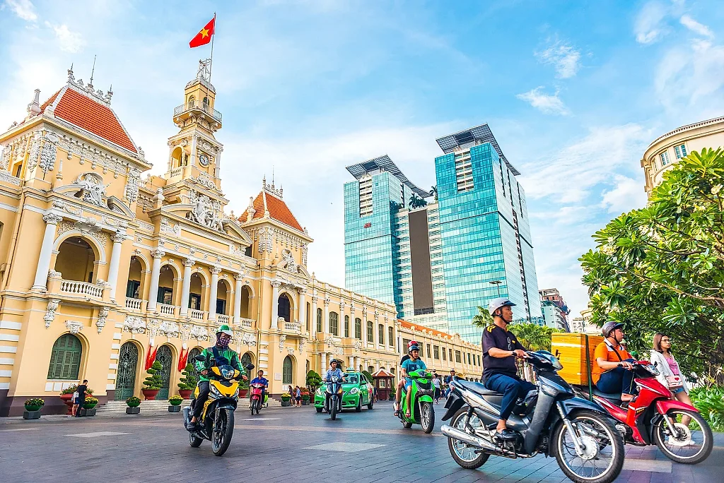 TP. Hồ Chí Minh trước vận hội mới từ Nghị quyết 09 — Bộ Chính trị
