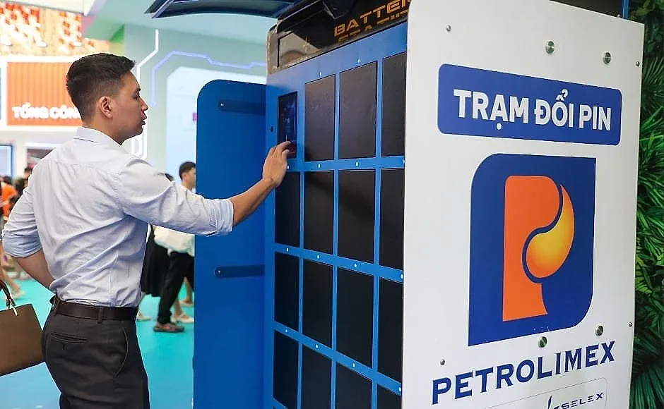 Đặt chân và cuộc chơi hạ tầng đổi pin, lợi nhuận Petrolimex sẽ thay đổi ra sao?