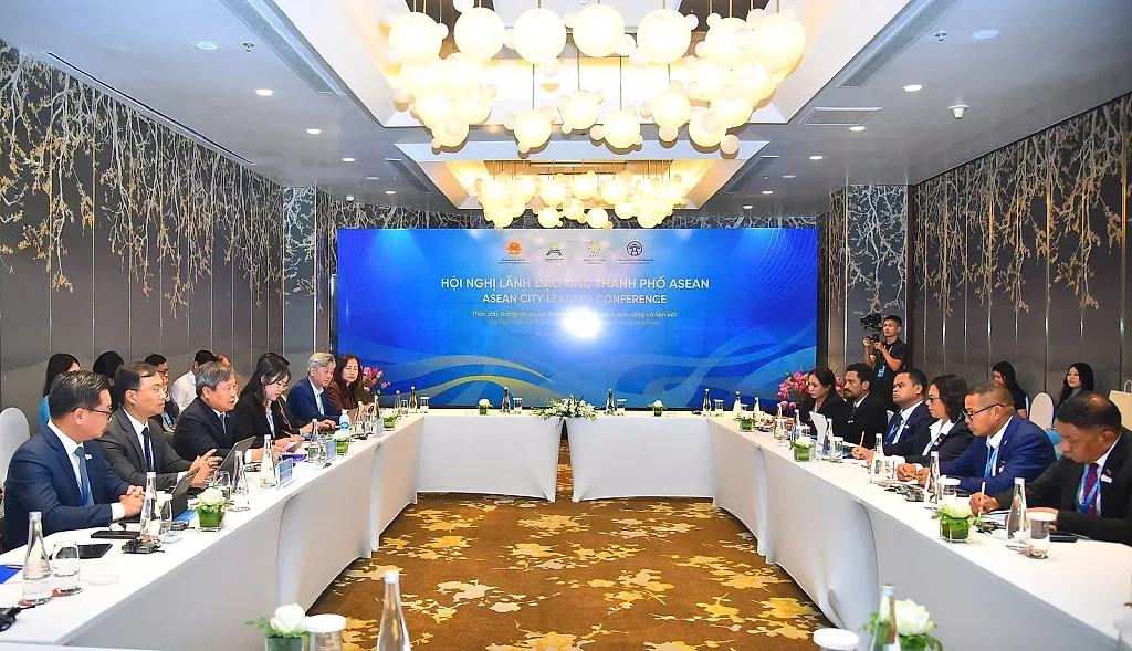 Chủ tịch Hà Nội làm việc với lãnh đạo địa phương của Timor Leste