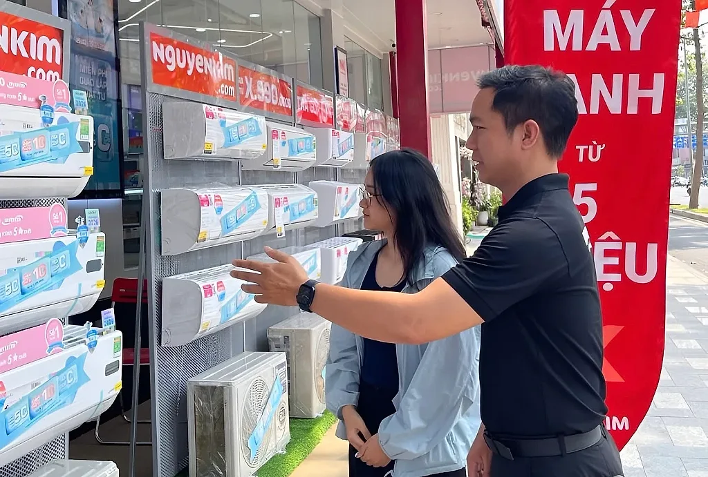 Thiết bị làm mát tiết kiệm điện hút khách mùa nắng nóng