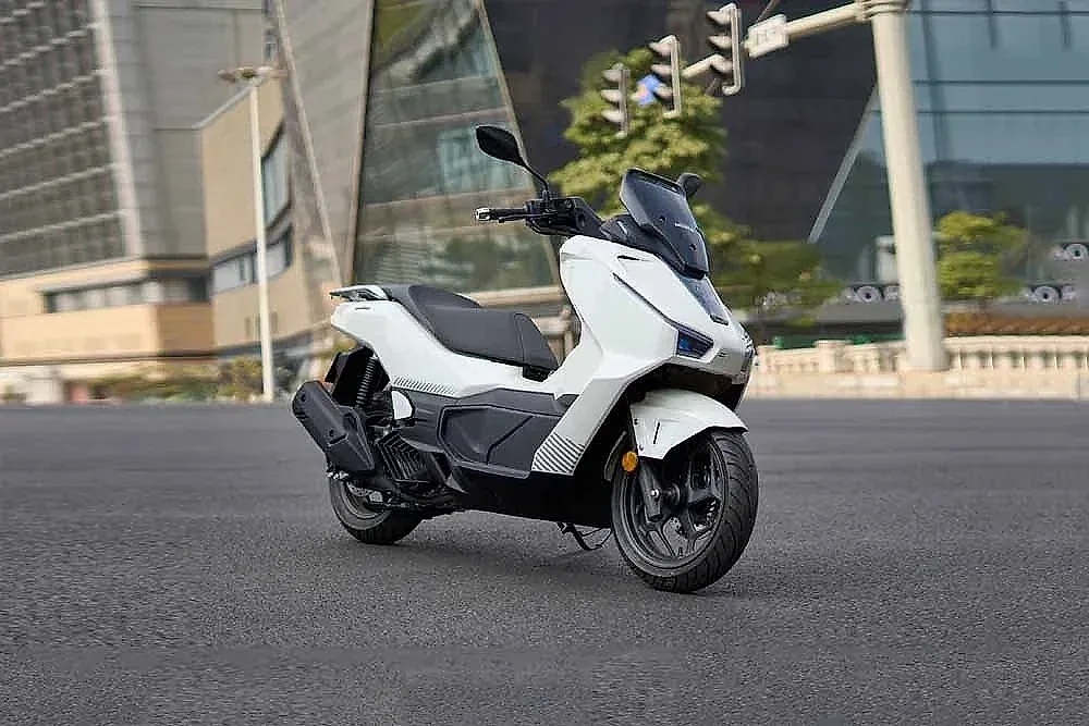 xehonda4.webp