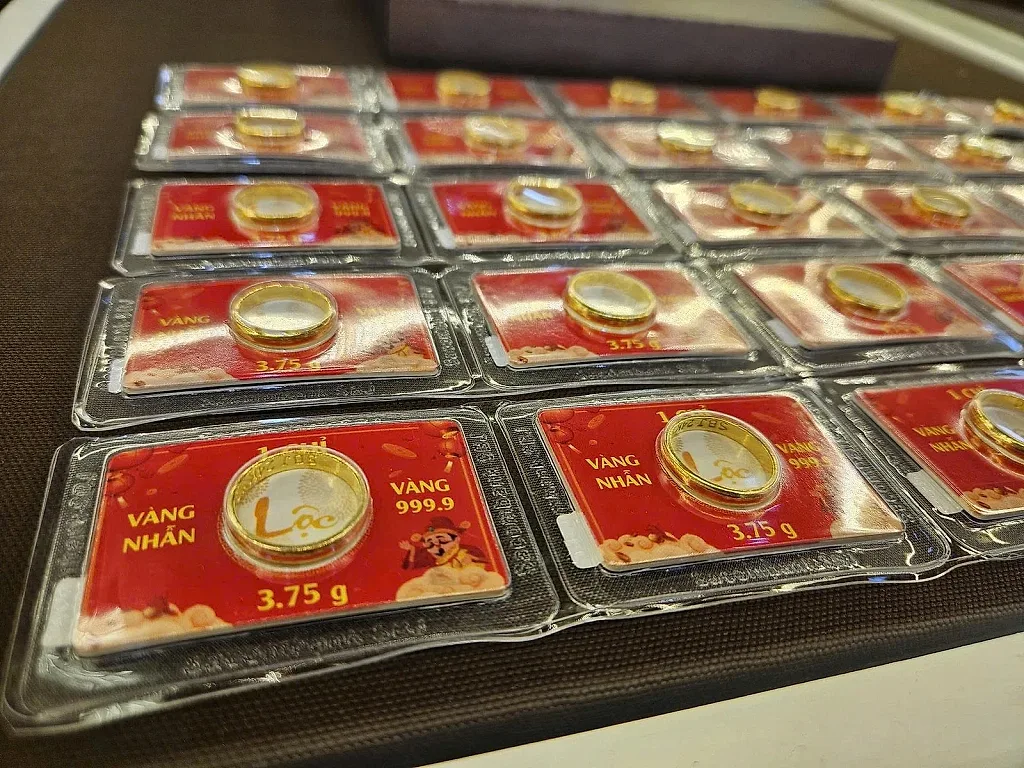 Thị trường kim loại quý 9/6: Giá vàng đi ngang sau cú giảm mạnh