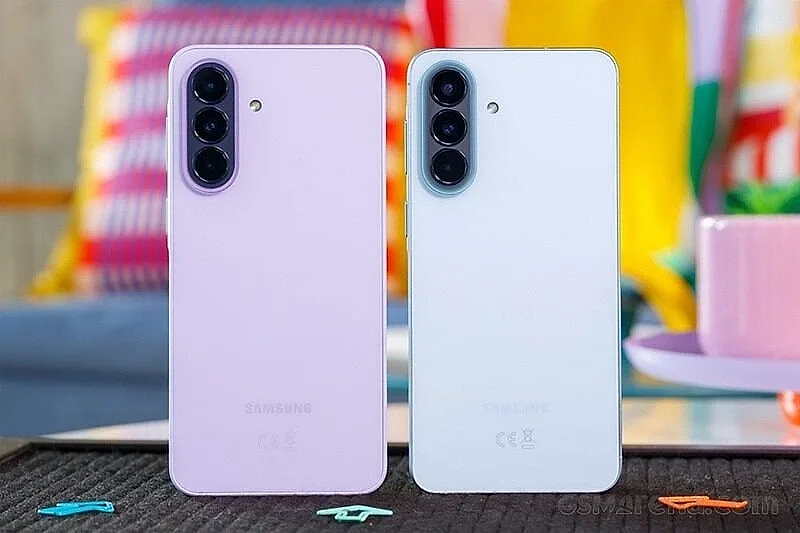 Chênh nhau 1 triệu đồng, Galaxy A57 5G hay A37 5G mới là "vua phân khúc" tầm trung?