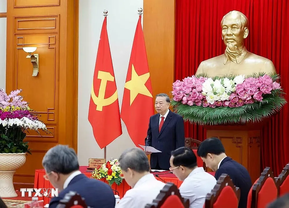 Tổng Bí thư, Chủ tịch nước Tô Lâm: Tập trung nghiên cứu những vấn đề lý luận mới và cấp bách- Ảnh 2.