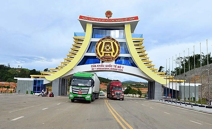 Quy định mới nhất về quá cảnh hàng hóa của Lào qua Việt Nam