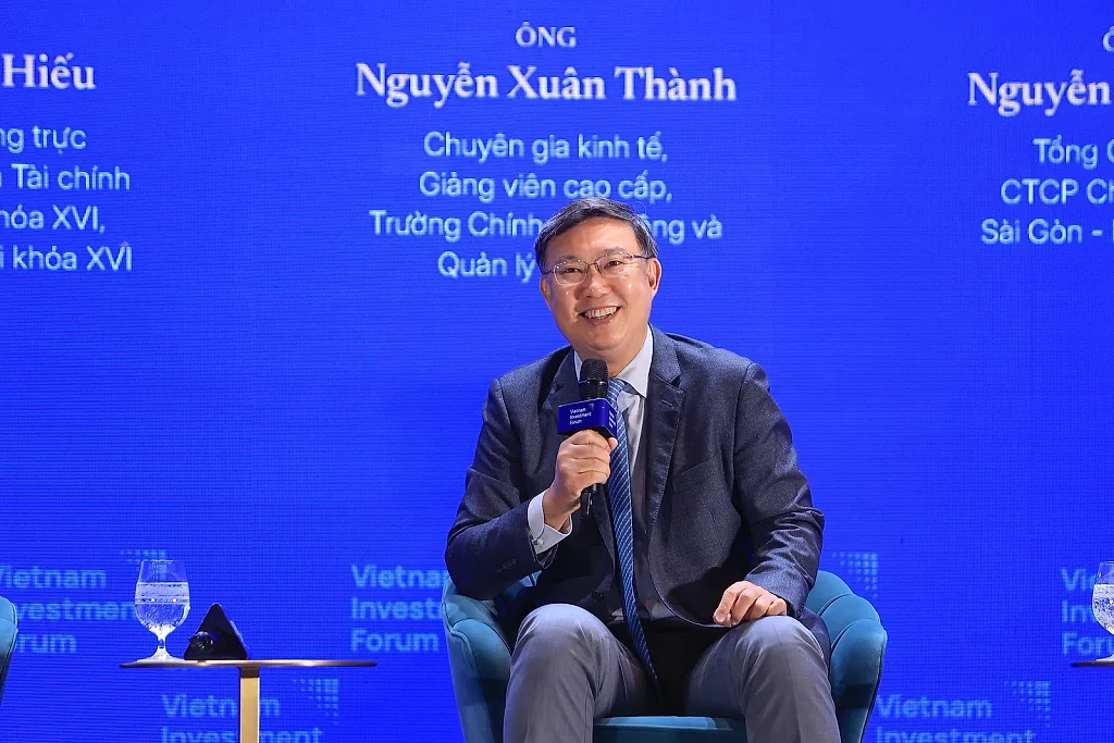 Chuyên gia chỉ ra nguyên nhân khiến lãi suất khó giảm nửa cuối năm