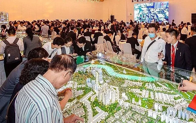 Doanh nghiệp môi giới bất động sản xoay trục chiến lược
