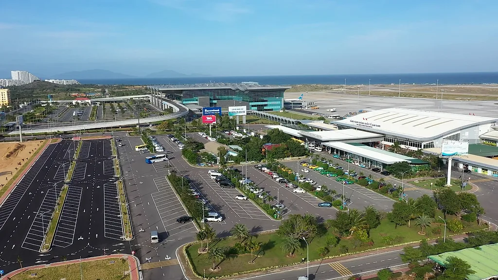 Sân bay Cam Ranh