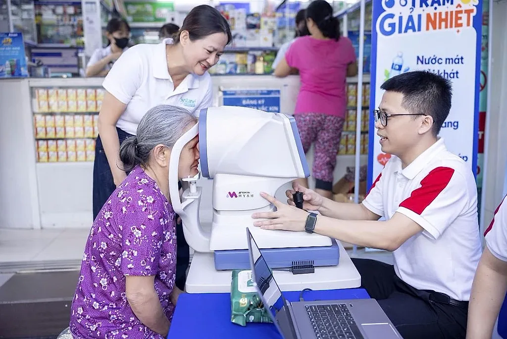 Triển khai chương trình sàng lọc bệnh khô mắt trên toàn quốc