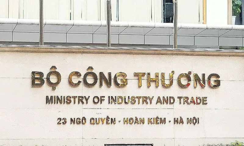 Bộ Công Thương ban hành tiêu chí lựa chọn chuyên gia tư vấn pháp luật