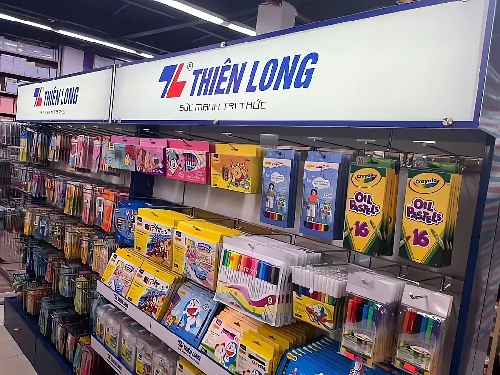 Những động thái liên tiếp của Thiên Long trước khi về tay Kokuyo