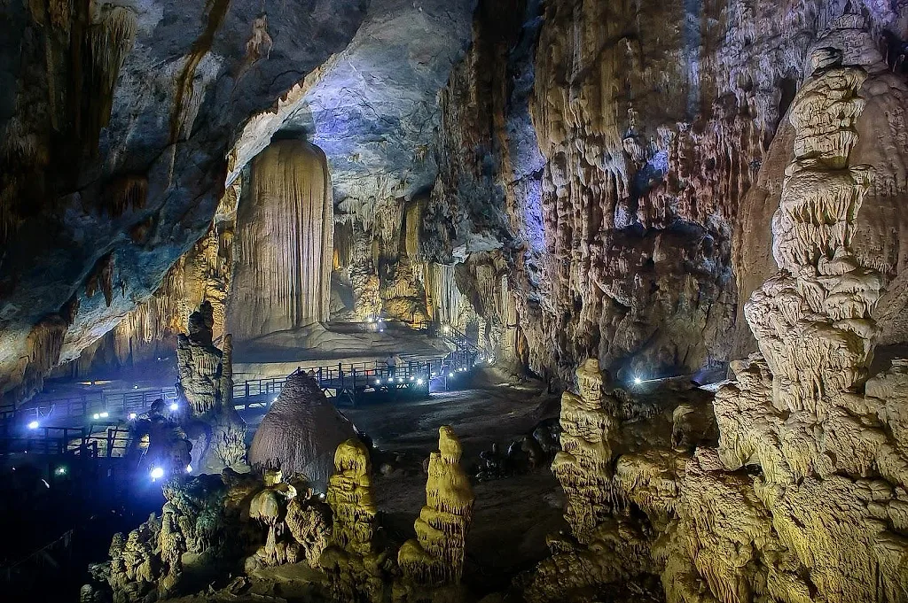 Hang động Phong Nha - Kẻ Bàng