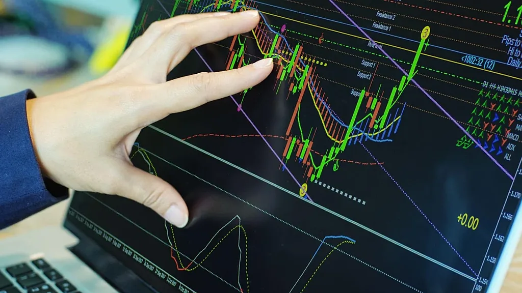 Cổ phiếu nhà Vingroup tiếp tục kéo mạnh thị trường, VN-Index tiến sát mốc 1.870 điểm