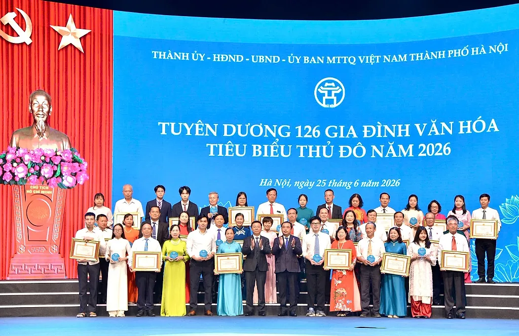 Hà Nội tổ chức tuyên dương 126 gia đình văn hóa tiêu biểu