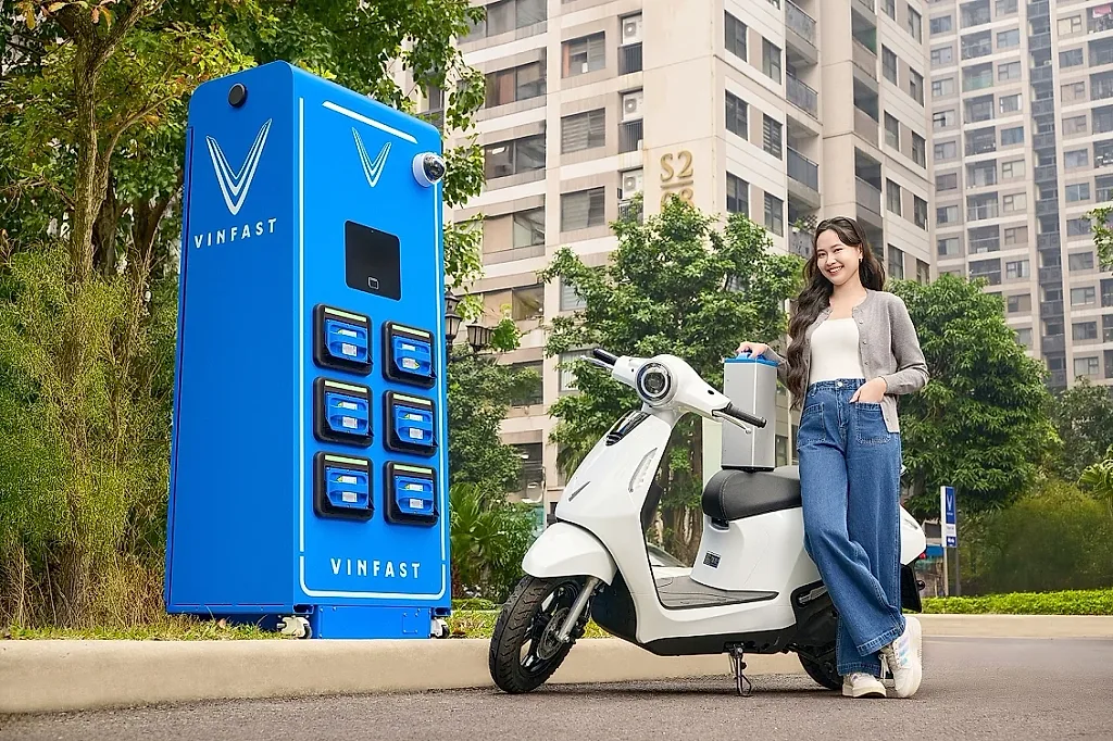 VinFast Evo Lite: Dáng xinh, vận hành ‘đỉnh’, đổi pin chớp nhoáng