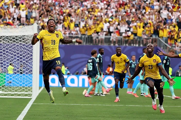 Ecuador thắng ngược Đức, chờ cơ hội lọt vào vòng loại trực tiếp World Cup 2026