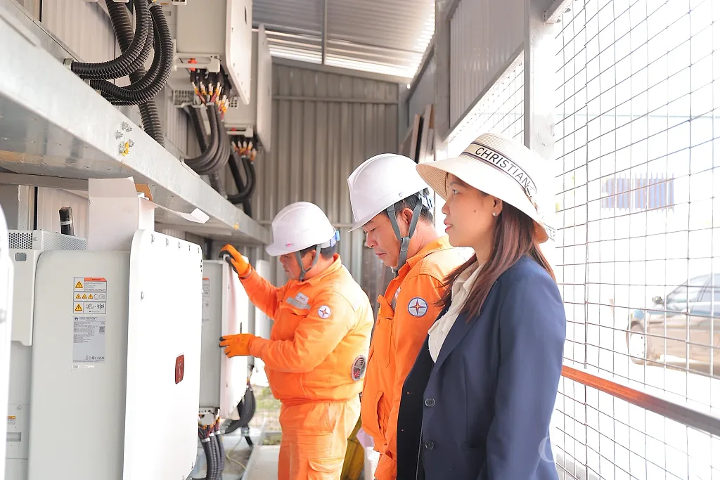 Phụ tải lập đỉnh mới, Hà Tĩnh kêu gọi chung tay tiết kiệm điện