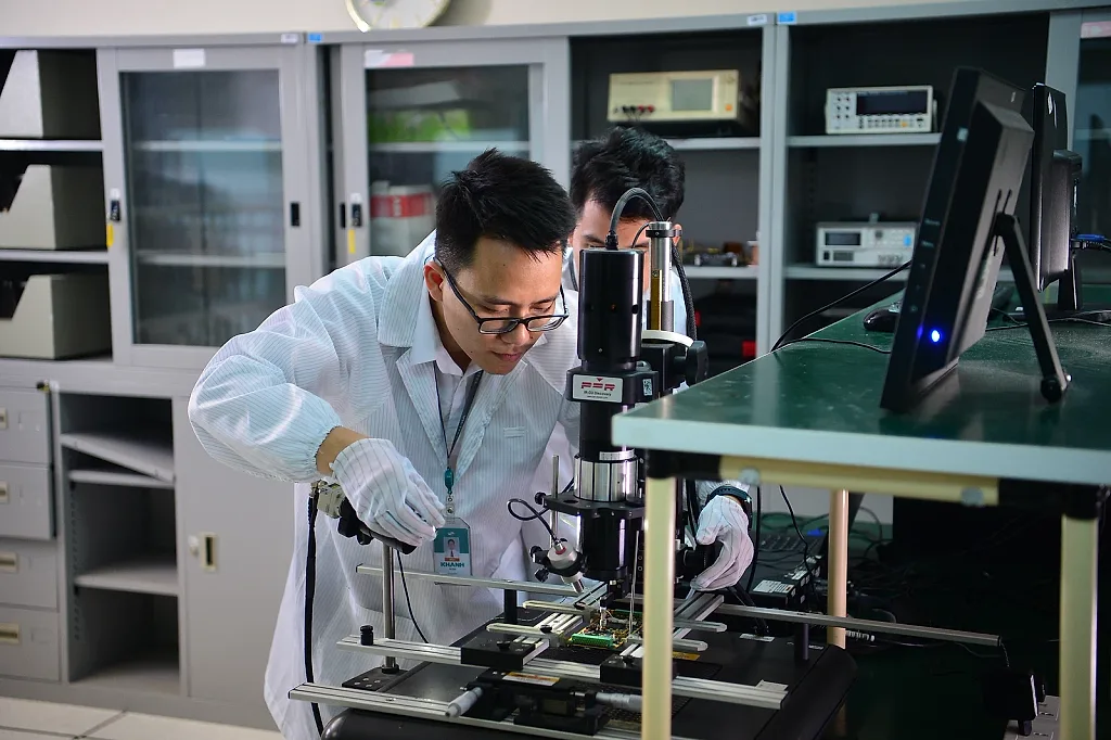 Tạo điều kiện cho các nghiên cứu khoa học tiên phong, đột phá