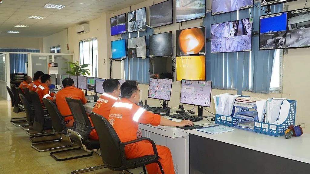 Nghệ An: Gắn công tác Đảng với sản xuất, kinh doanh, thúc đẩy tăng trưởng