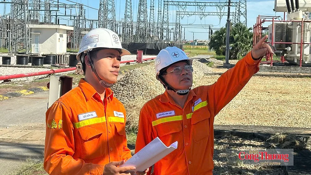 Giữ nhịp dòng điện giữa nắng nóng cực điểm