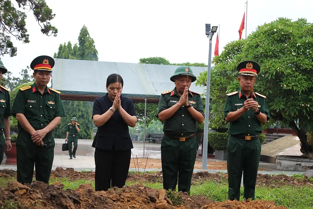 Quảng Ngãi: Tìm thấy một hài cốt liệt sĩ tại Nghĩa trang Đăk Cấm