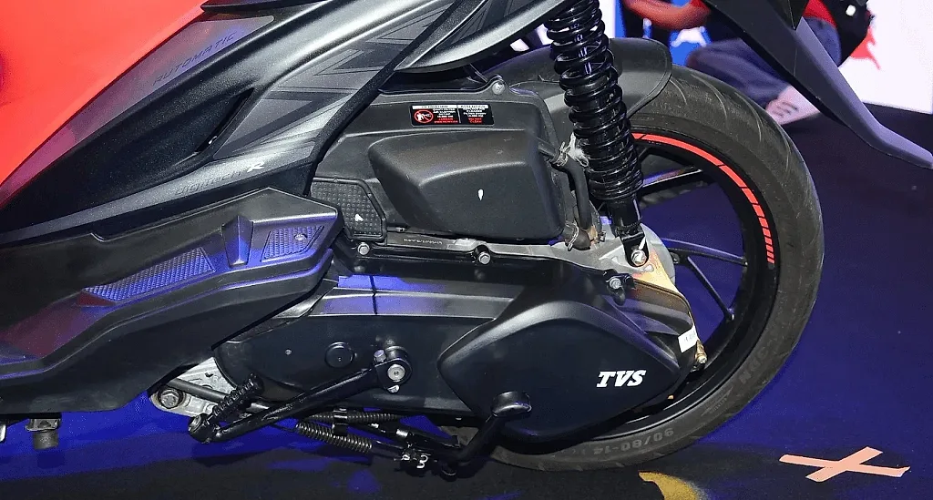 Mẫu xe ga phổ thông sở hữu loạt trang bị "nhập làn" xu hướng: Giá chỉ hơn 20 triệu