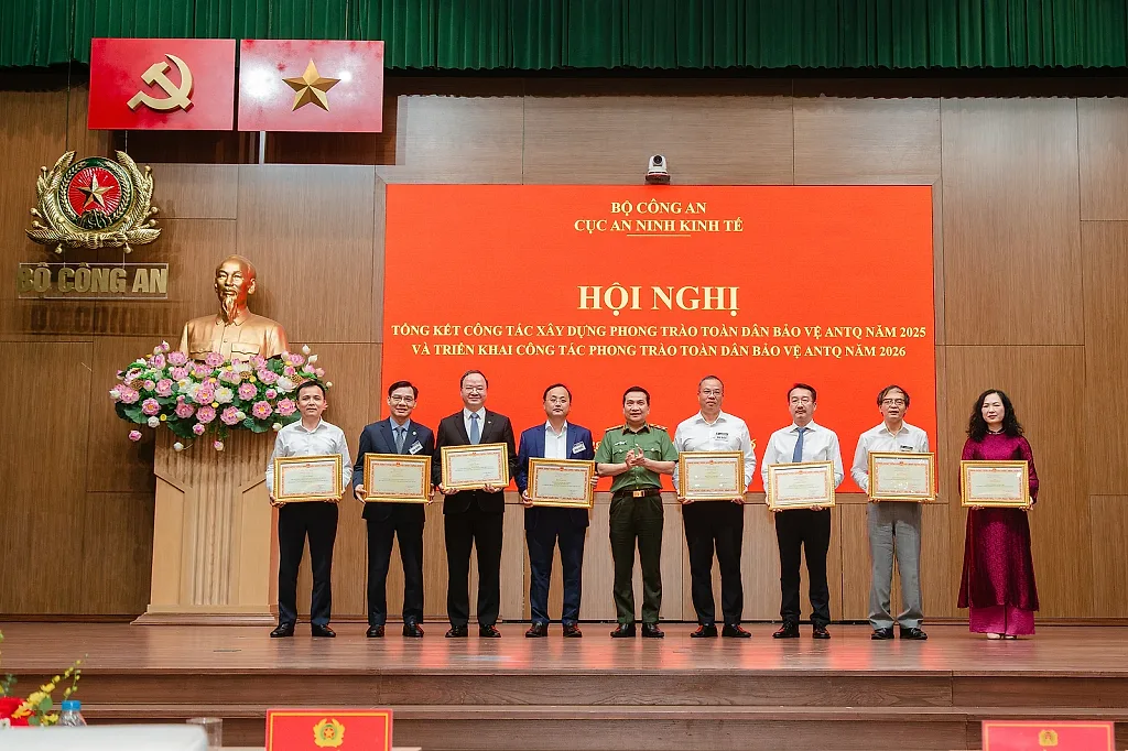 SeABank được Bộ Công an tặng Bằng khen bảo vệ an ninh Tổ quốc