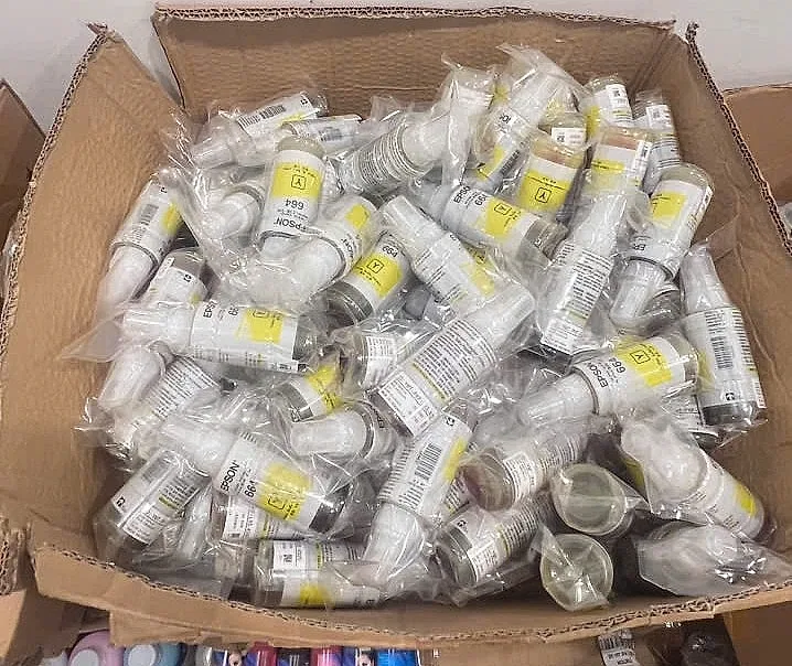 Hà Nội: Phát hiện hơn 5.000 sản phẩm mực in giả nhãn hiệu Epson và Canon