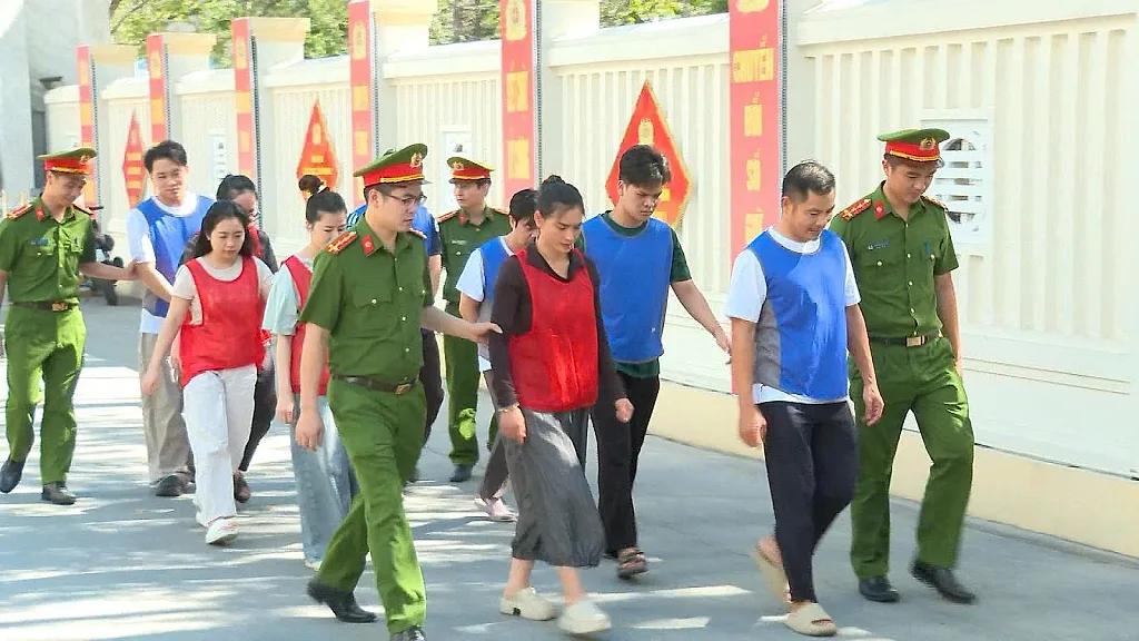 Thanh Hóa: Triệt phá đường dây kim cương lậu xuyên quốc gia