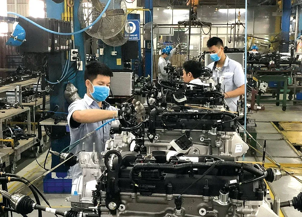 TP. Hồ Chí Minh: 29/32 ngành công nghiệp tăng trưởng trong 6 tháng