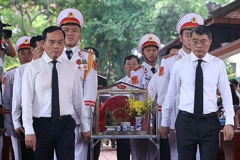 Tìm thấy 5 hài cốt liệt sĩ đầu tiên tại công viên Lê Thị Riêng