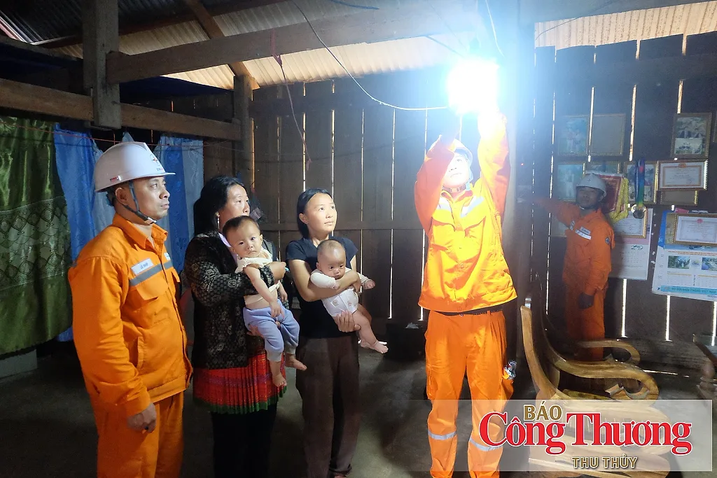Lai Châu hoàn thành mục tiêu 100% thôn, bản có điện