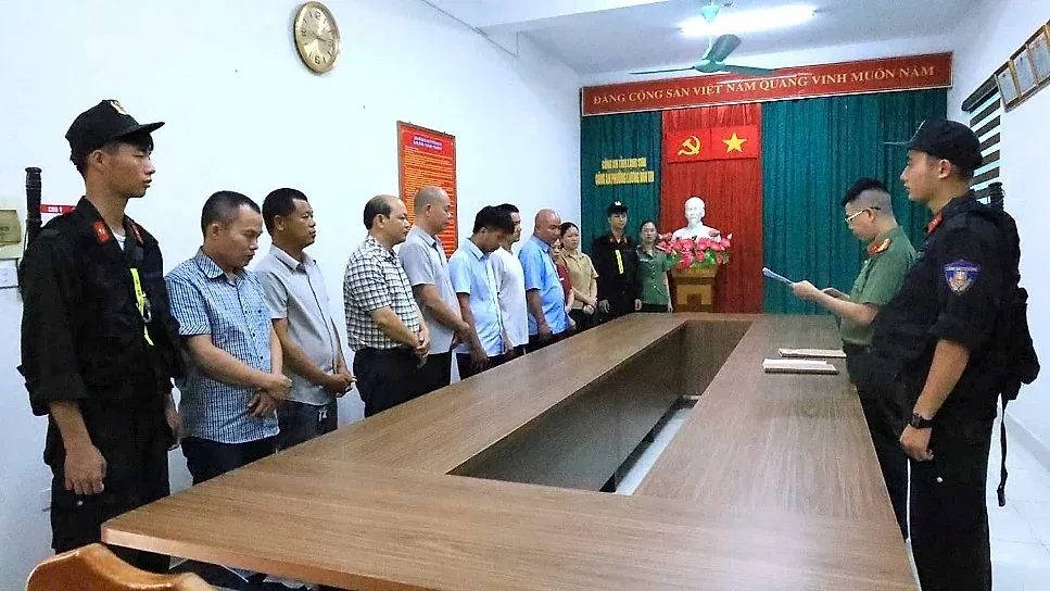 Lạng Sơn: Biển thủ tiền công đức, Phó Chủ tịch xã bị khởi tố