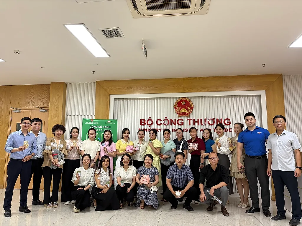 Đoàn Thanh niên Bộ Công Thương tổ chức chương trình 'Công sở xanh - Tương lai xanh'