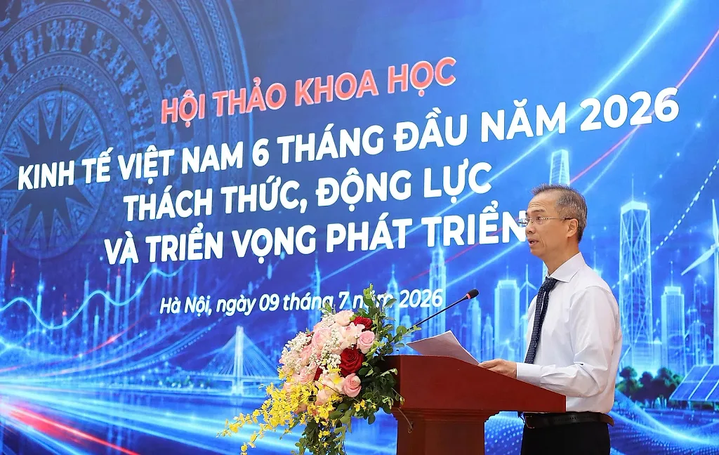 Thành tựu tăng trưởng GDP 6 tháng và những vấn đề cần lưu ý