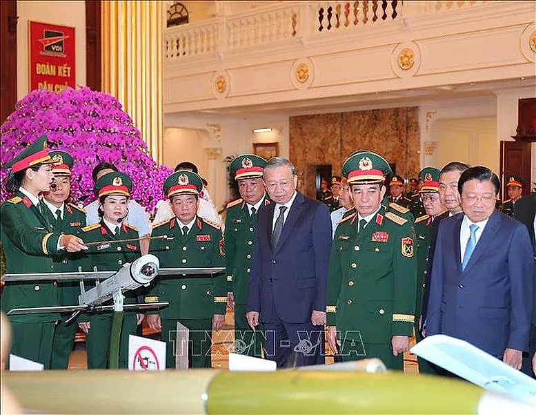 Tự chủ công nghiệp quốc phòng: Mệnh lệnh từ thực tiễn - Bài 1: Mang sức ta mà tự lực tự cường