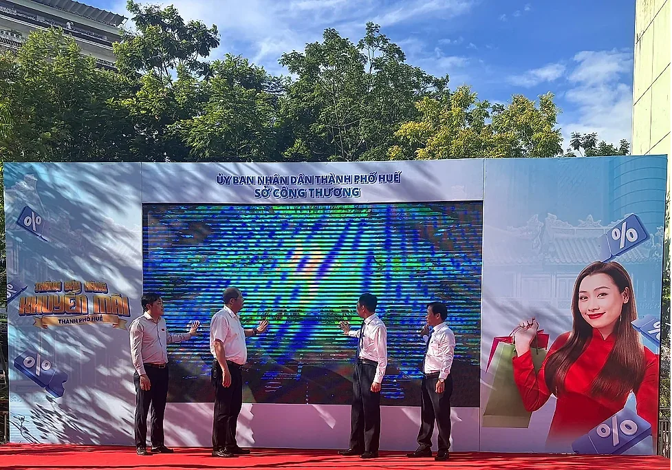 Thành phố Huế: Phát động chương trình tháng bán hàng khuyến mại