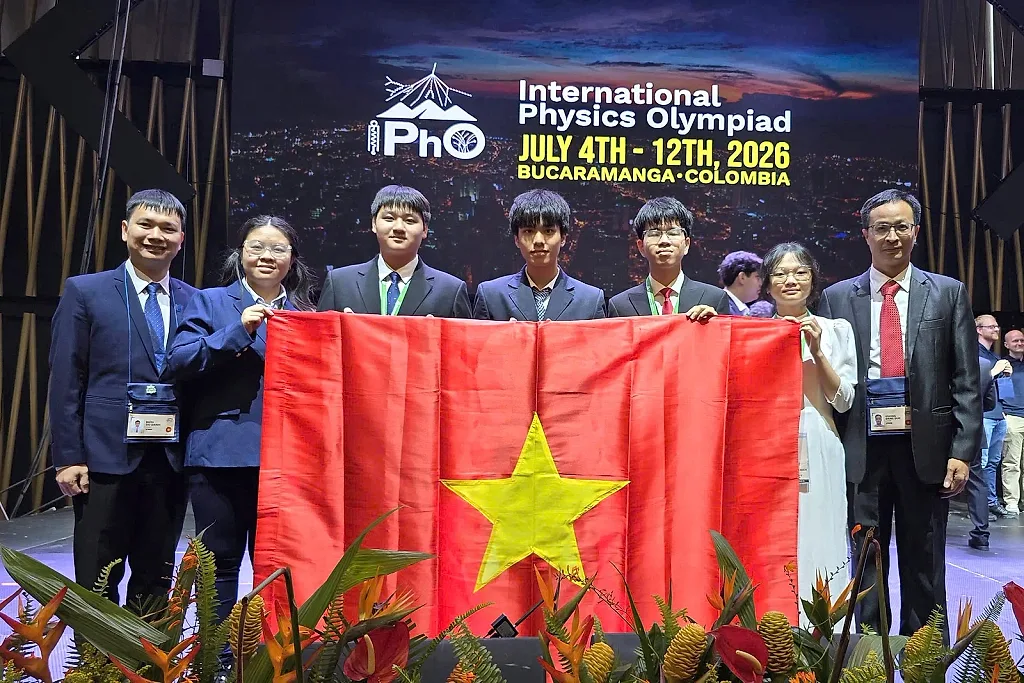 Việt Nam giành 4 huy chương Vàng tại Olympic Vật lý quốc tế 2026