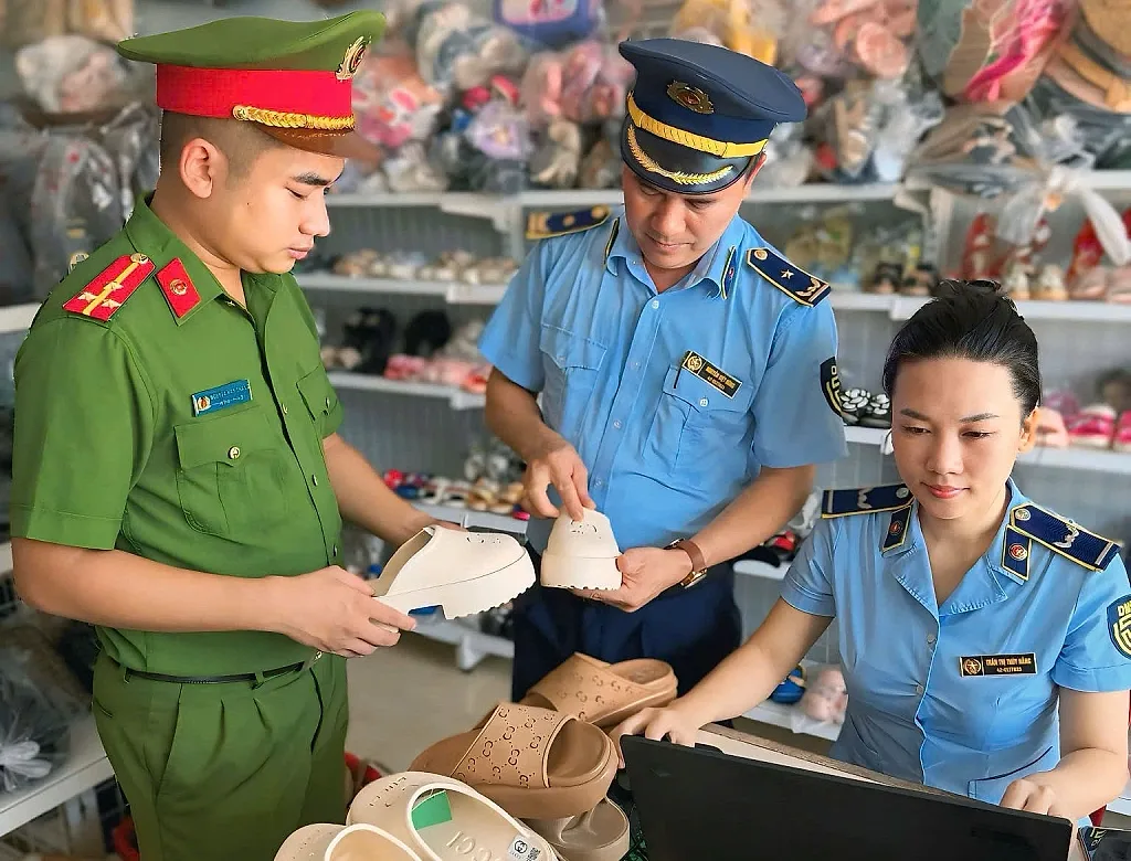 Hà Tĩnh: Tăng cường phối hợp kiểm tra, xử lý xâm phạm quyền sở hữu trí tuệ